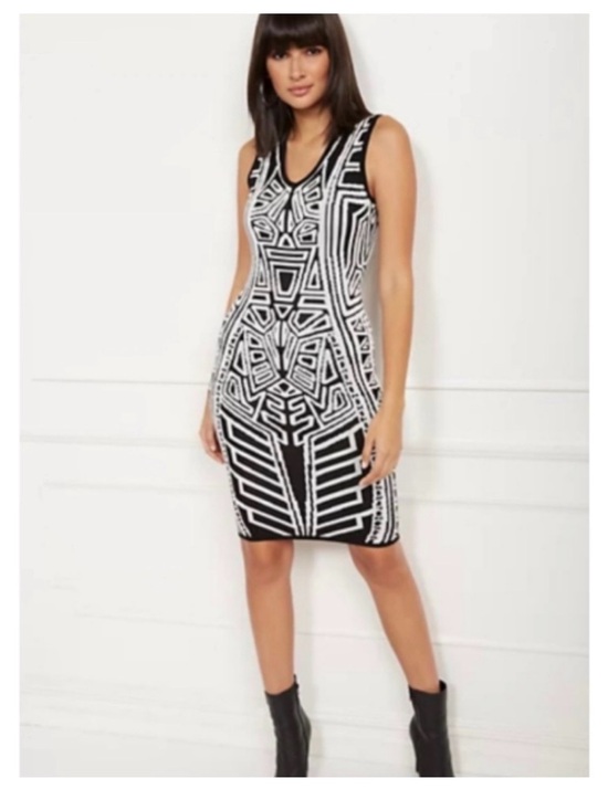 New York & Company Dresses & Skirts - New York & Company Black and White Geometric Sheath Dress